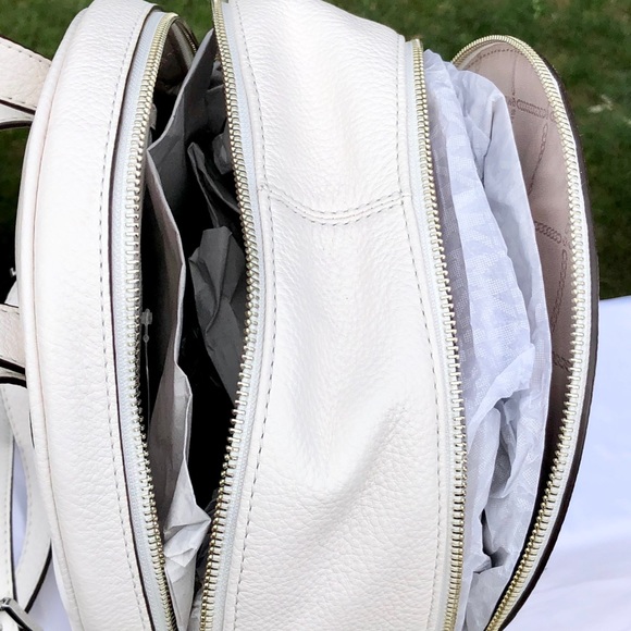 Michael kors backpack - Picture 6 of 6